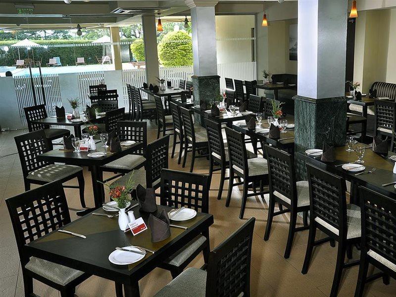 Ramada Katunayaka Dış mekan fotoğraf