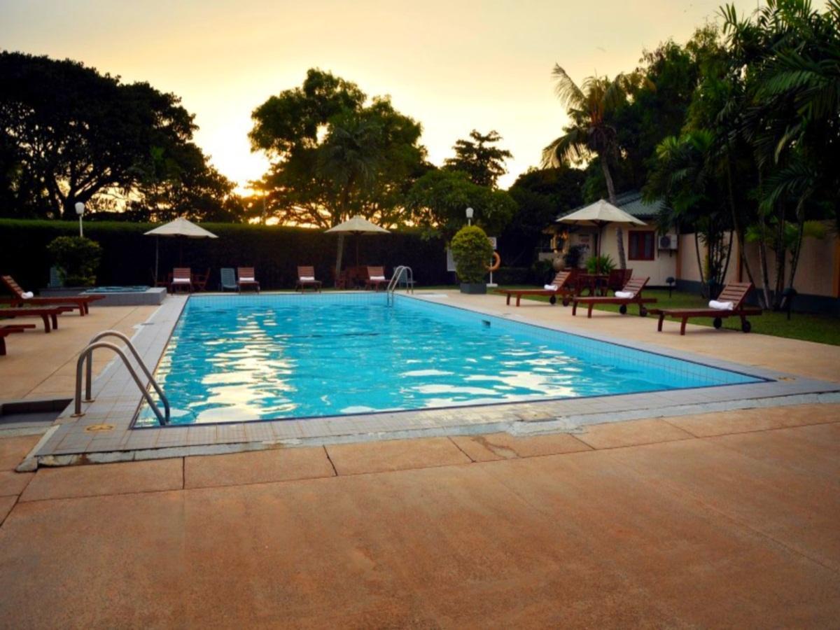 Ramada Katunayaka Dış mekan fotoğraf