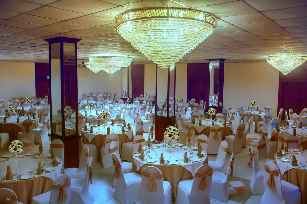 Ramada Katunayaka Dış mekan fotoğraf
